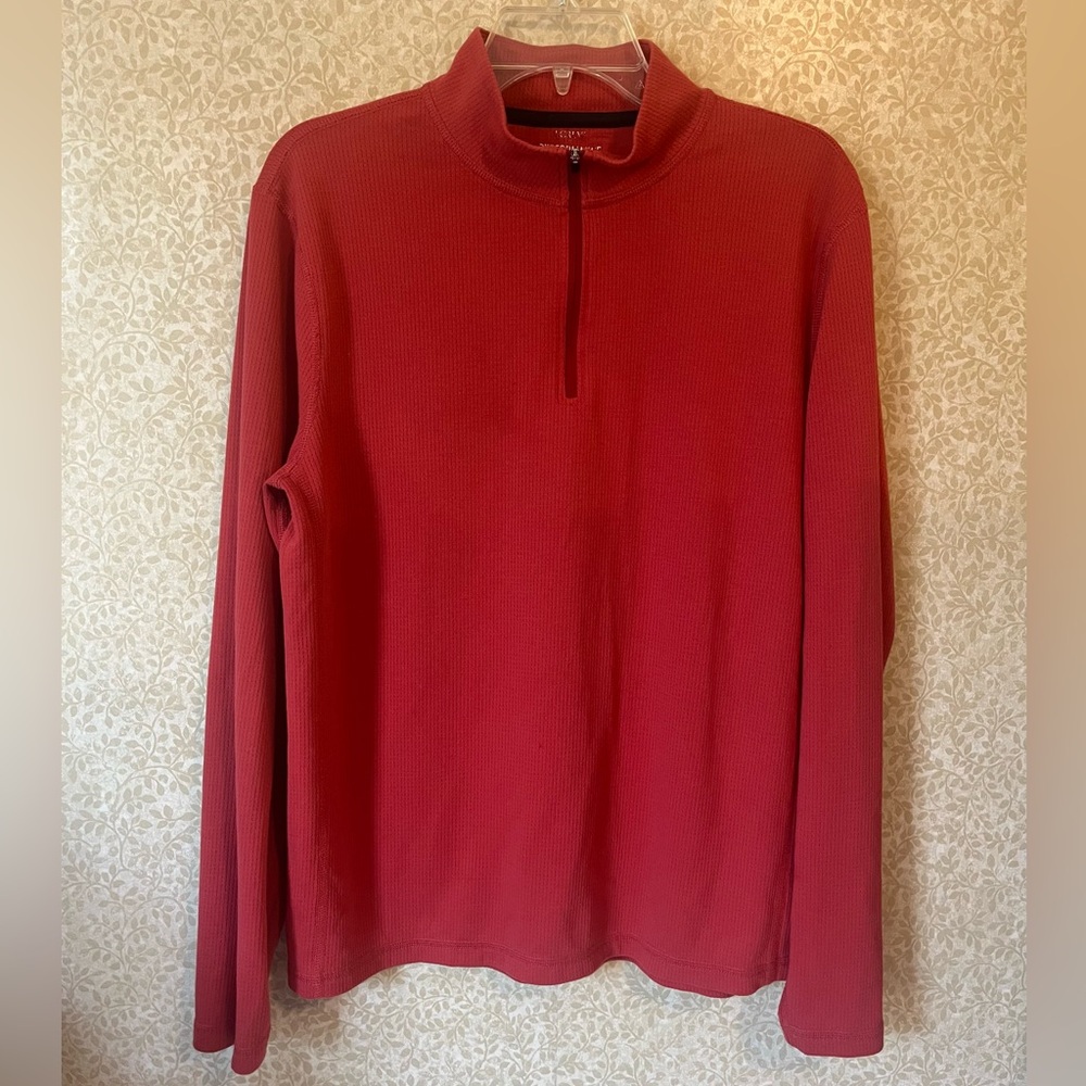 Mens J. crew 1/4 zip size medium.